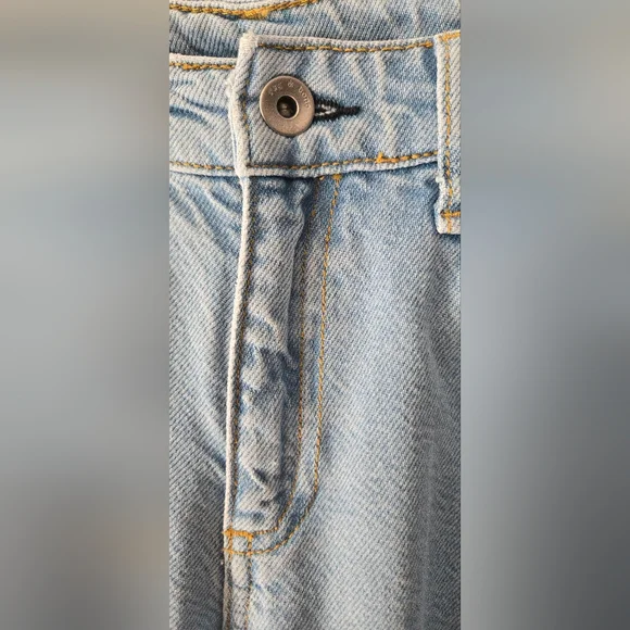 Rag & Bone Women's 27/4 Dre Low Rise Boyfriend Light Wash Denim Jean - Picture 2 of 7